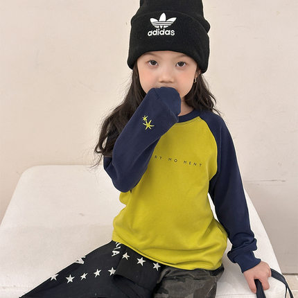Yumi妈男女童秋季韩版宽松插肩字母卫衣儿童新品撞色长袖T25G071