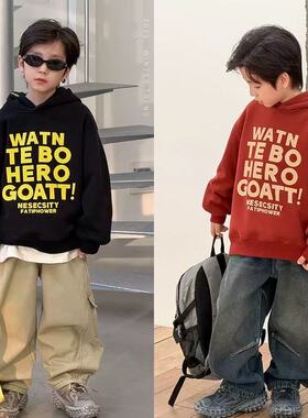 Yumi妈冬季男女童个性字母保暖上衣潮童复合绒时尚连帽卫衣25M114