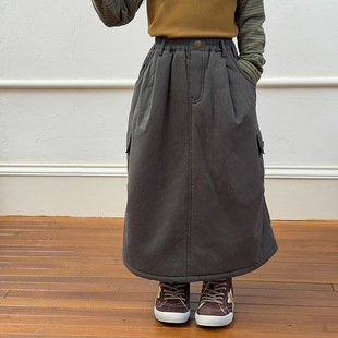 儿童保暖加厚工装 新款 裙25H019 半身裙潮2025冬季 Yumi妈女童中长款