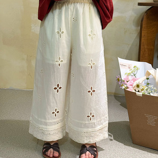 25C090 子女童防蚊阔腿裤 Yumi妈 儿童甜美蕾丝拼接镂空四叶花裤