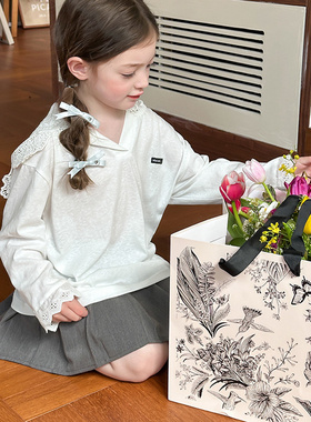 Yumi妈女童甜美蕾丝连帽衫儿童气质小V领字母长袖上衣  25B036