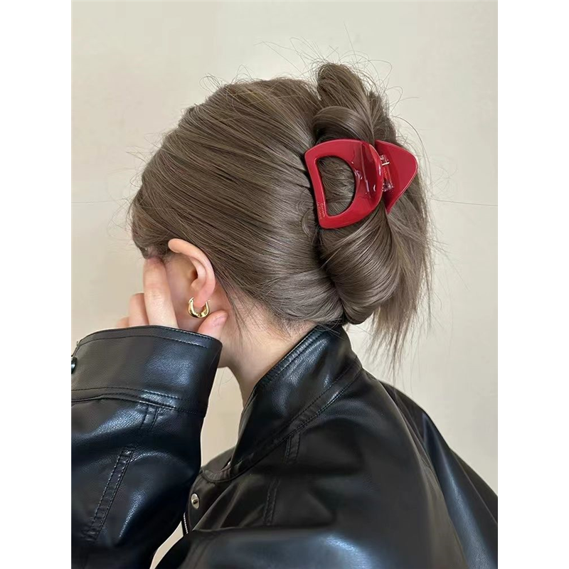 2025新款镂空半圆中号抓夹女高级感后脑勺发夹气质鲨鱼夹发夹