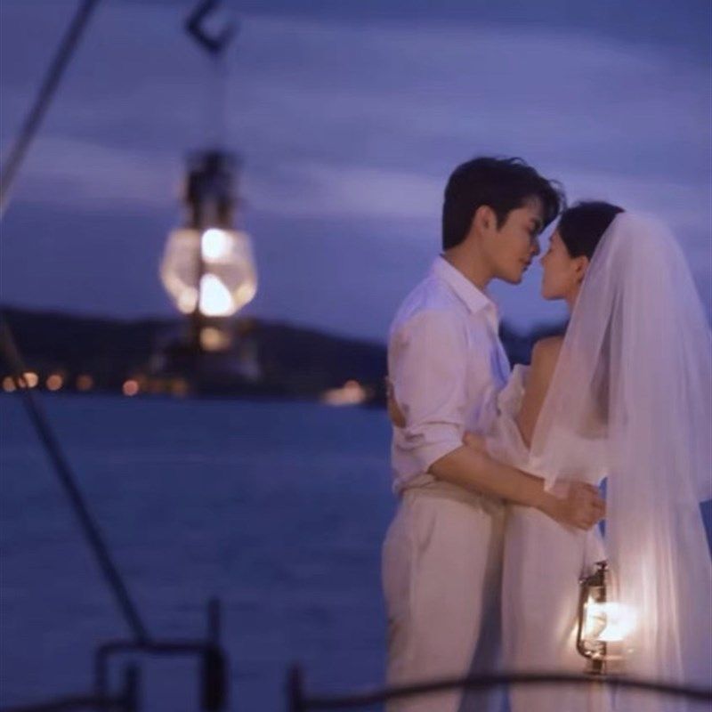 影楼婚纱外景写真拍照装饰露营椅子新娘夜景氛围摄影道具煤油灯伞