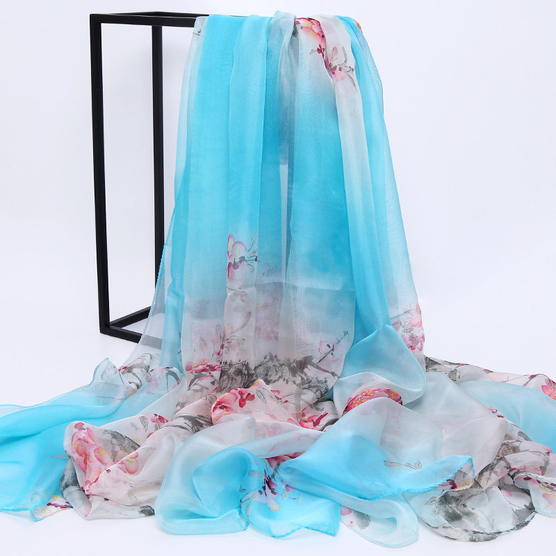 丝巾秋款洋气时尚女百搭春秋冬季薄款围巾超大长款纱巾披肩两用