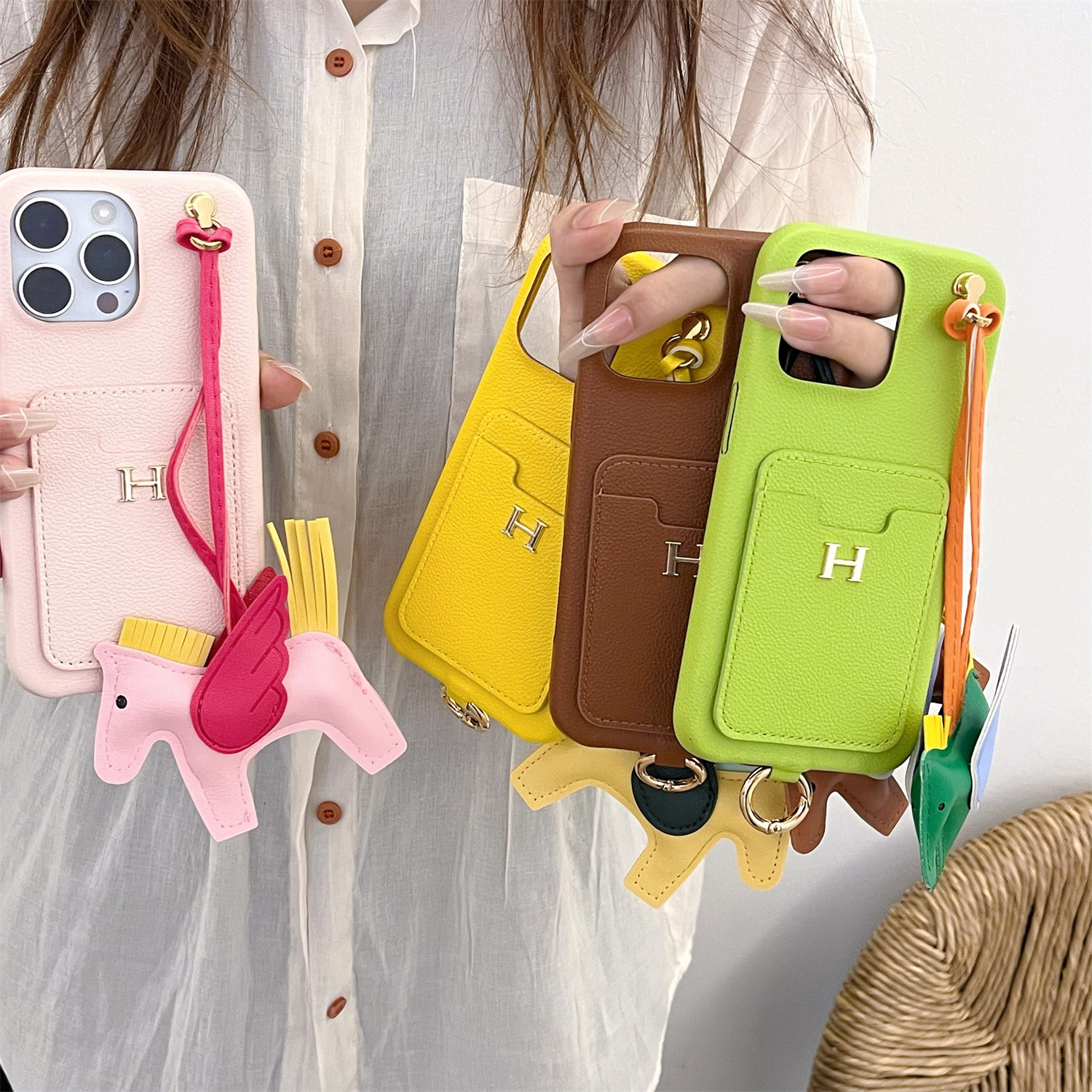 新款潮牌H家插卡袋小马适用苹果16promax手机壳iPhone15女款14pro皮质13防摔个性奢华高档简约保护套小众网红,3C数码配件,手机保护套/壳,淘宝优惠券,粉丝福利购,淘宝优惠卷
