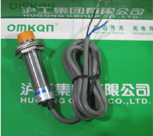 沪工接近开关 沪工 LJ12A3-4-Z/BY PNP直流三线常开 M1