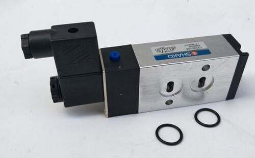 台湾新恭SHAKO二位五通板式电磁阀CY520-02S CY520-03D气动换向阀