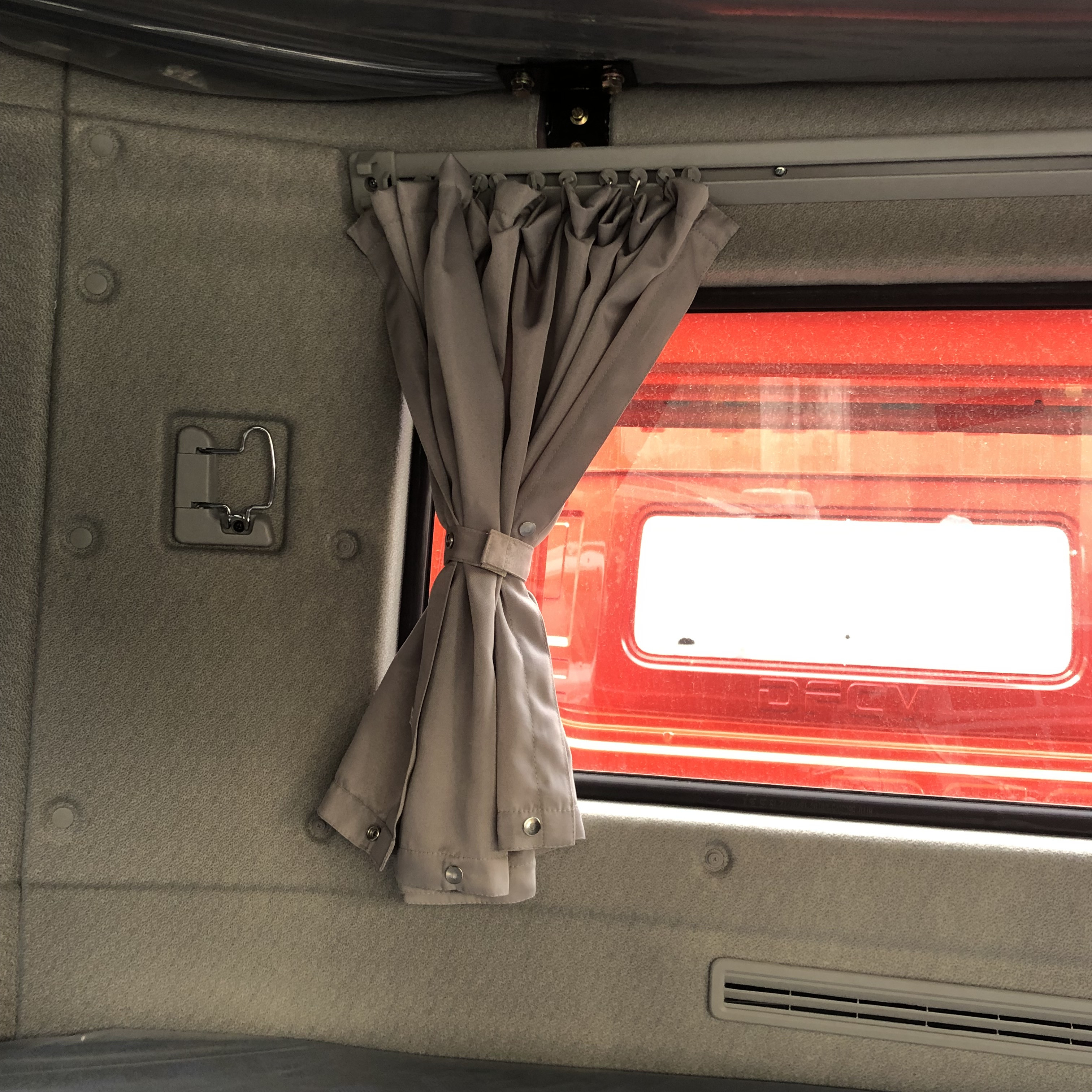 包邮货车前档适配东风天