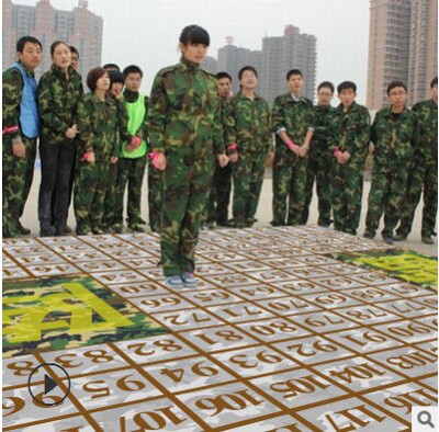 穿越雷阵突破图户外团队