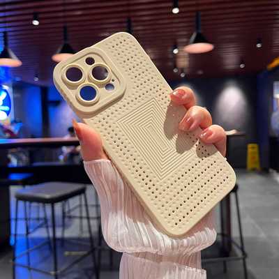 散热iPhone15软硅胶散热高级感