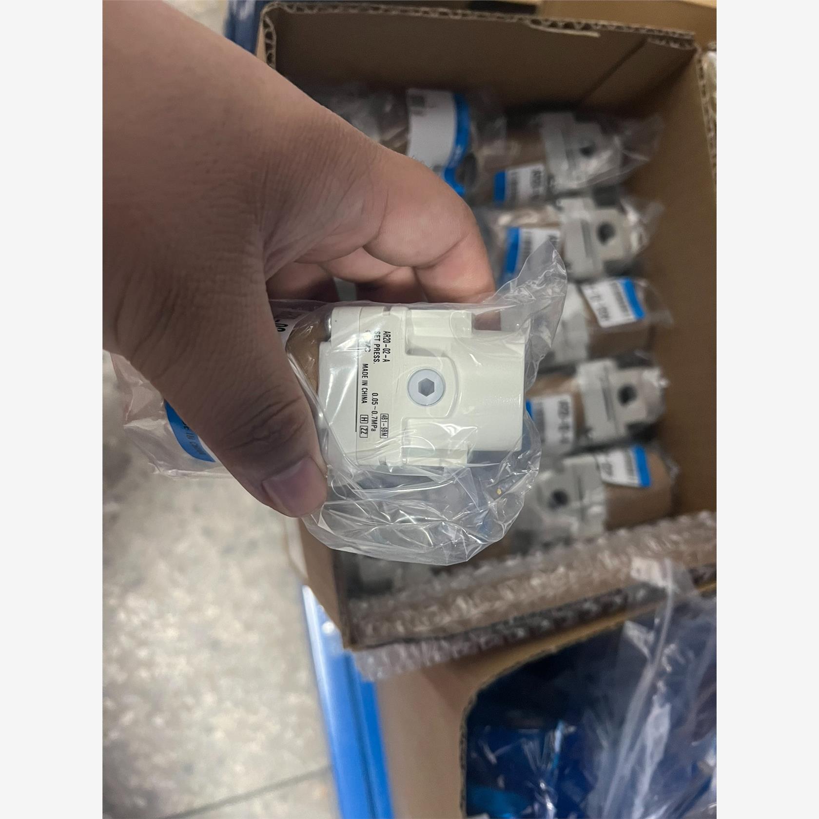 日本进口SMC减压阀AR20-02-A全新正品假一罚十议价