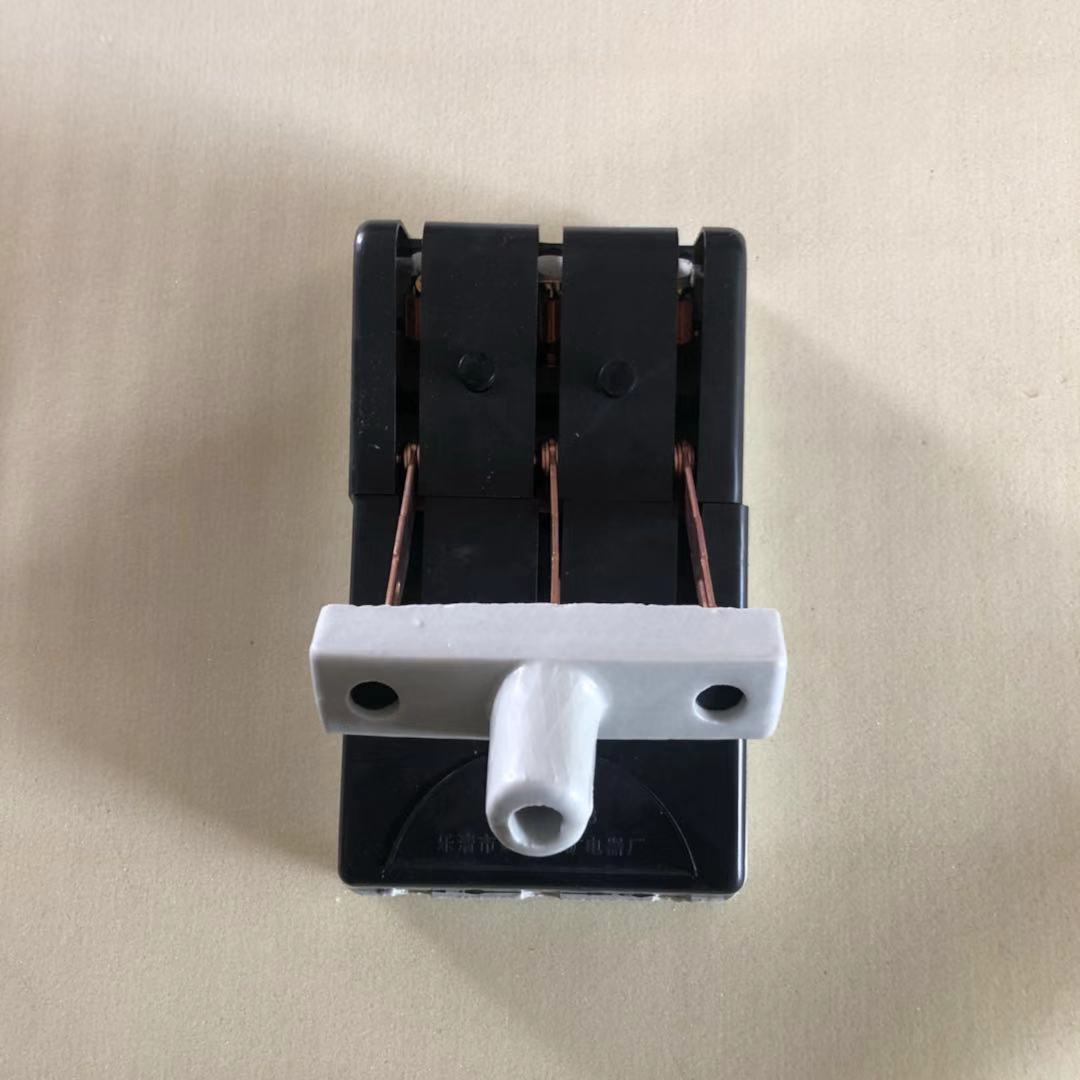 老式黑盖陶瓷闸刀线单投