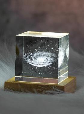 水晶发光月球桌面小夜灯月亮摆件玻璃装饰品创意生日礼物女生实用