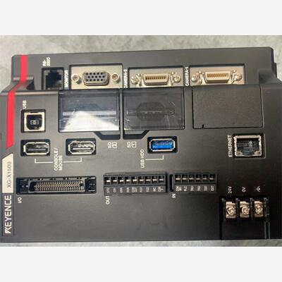 基恩士控制器XG-X1500。