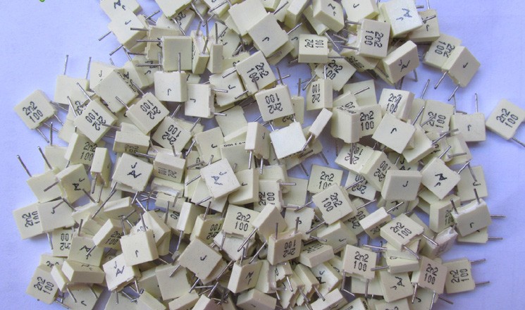 意大利AV100V 薄膜电容 2200P/100V 1200P/100V