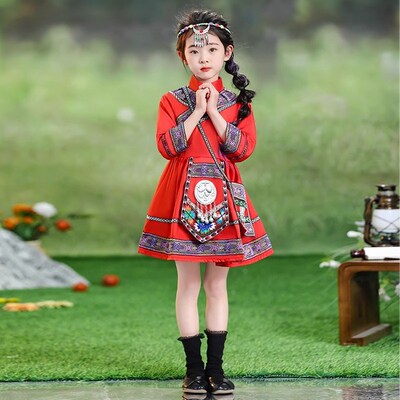 个民族壮三月少数服装宝