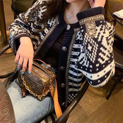 小香风针织短外套女秋冬韩版新款时尚复古黑白条纹港味开衫毛衣潮