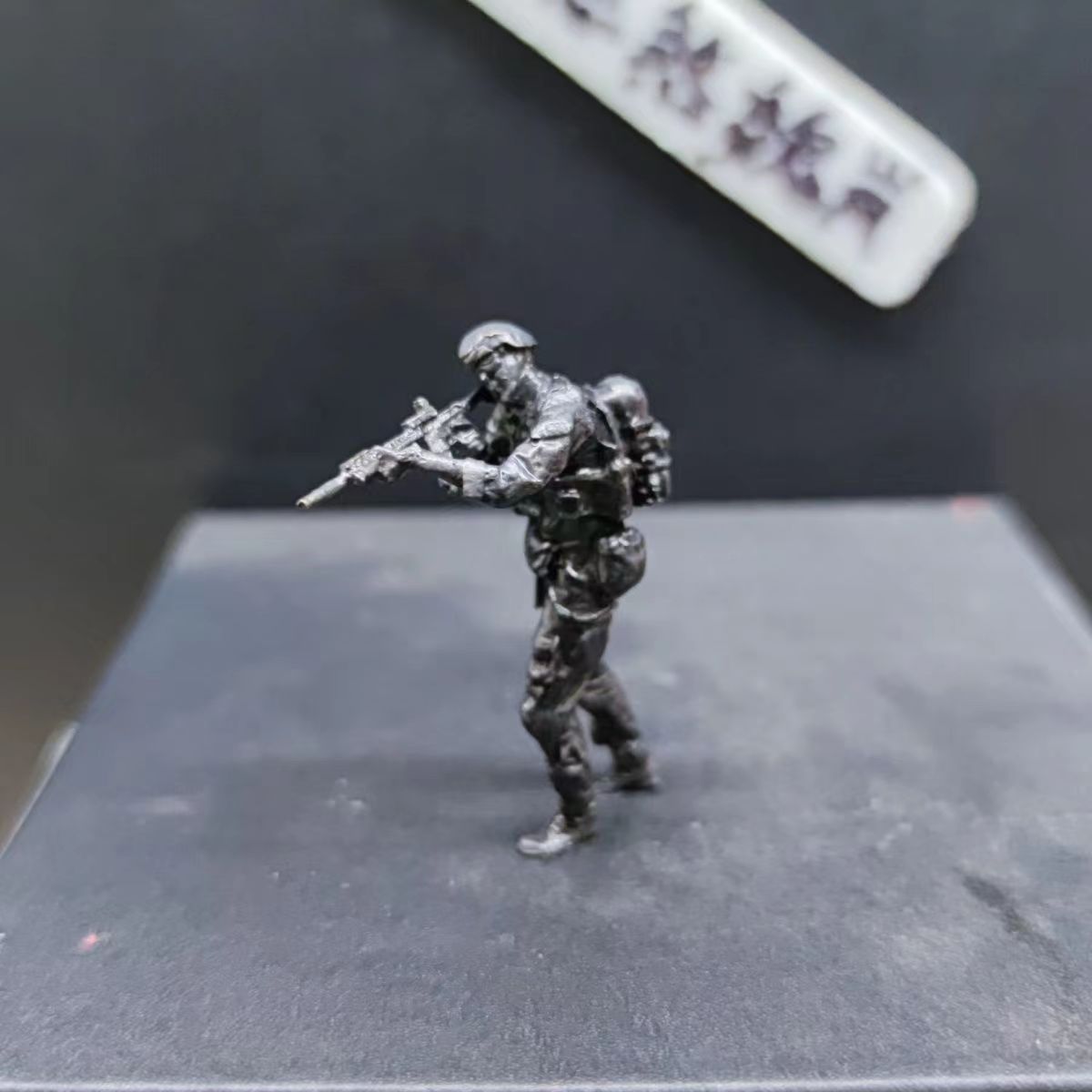 纯铜做旧1/35美军海豹突击队员仿真现代兵人瞄准姿势陆军手办模型