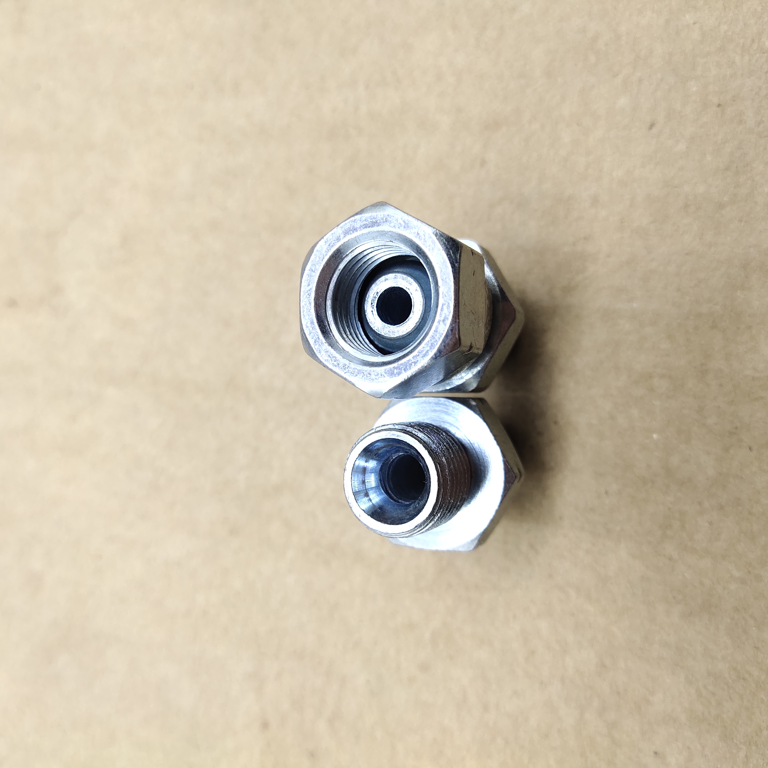 双外丝活动速接英制分液