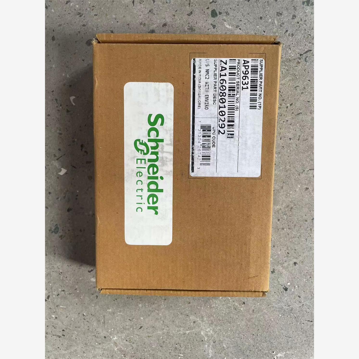 施耐德AP9631Z08施耐德