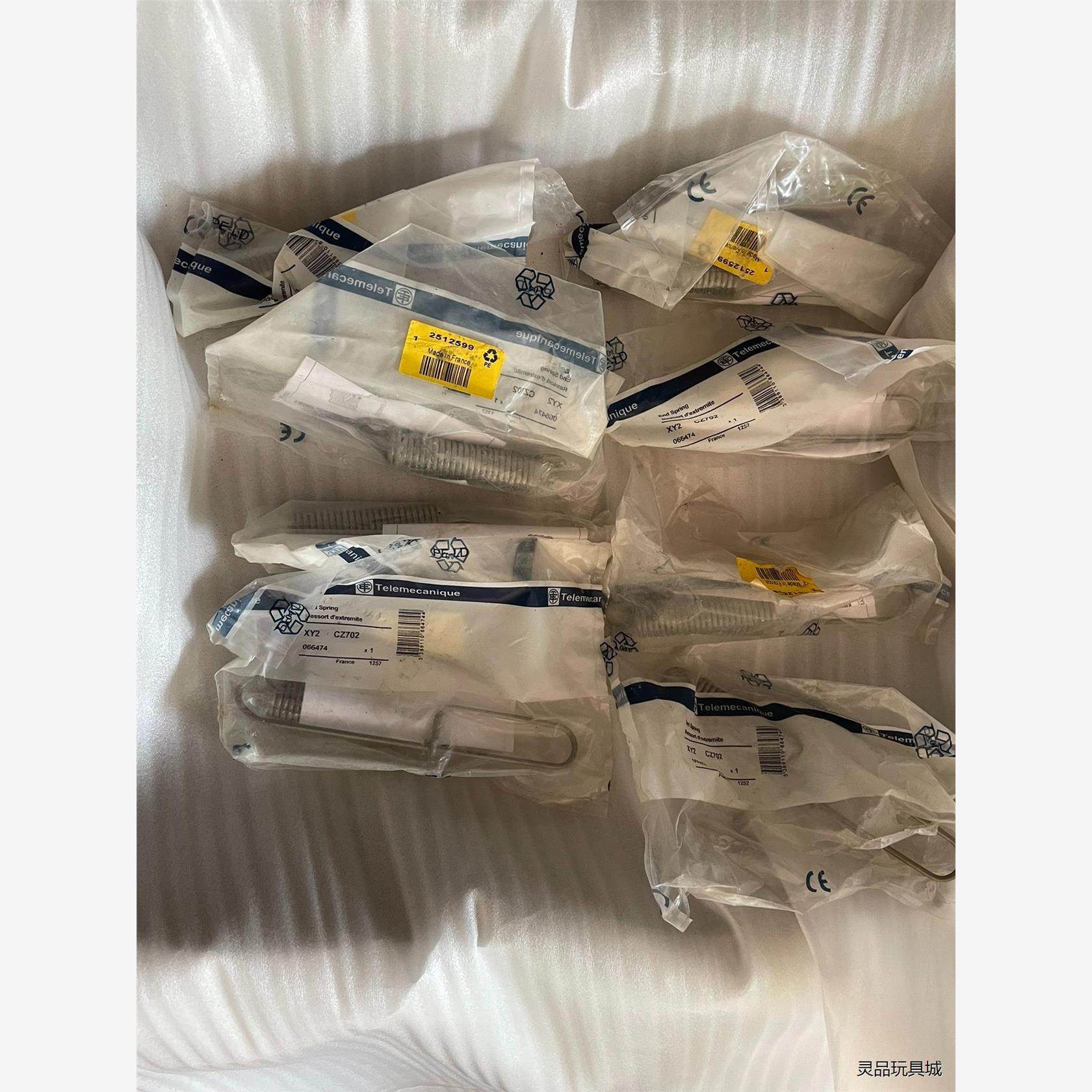 全新二手现货施耐德XY2CZ702拉线开关限位开关附件，原装议价商品