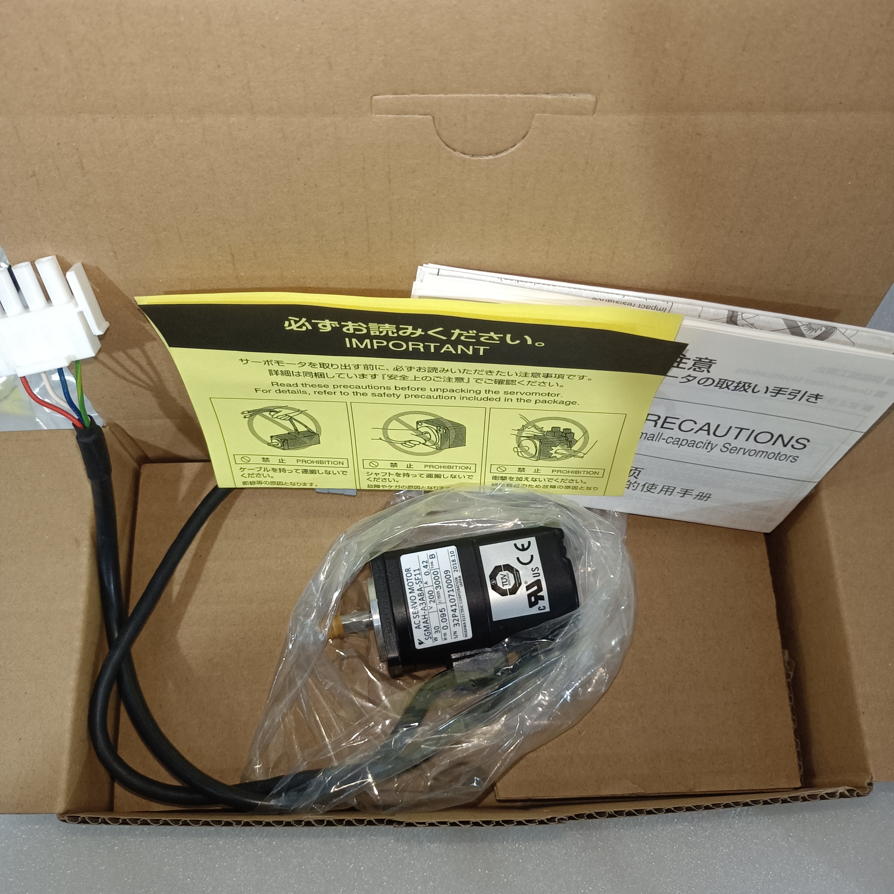 议价SGMMJ-A3B2A21/SGMMJ-A3B2AA1马达安川伺服