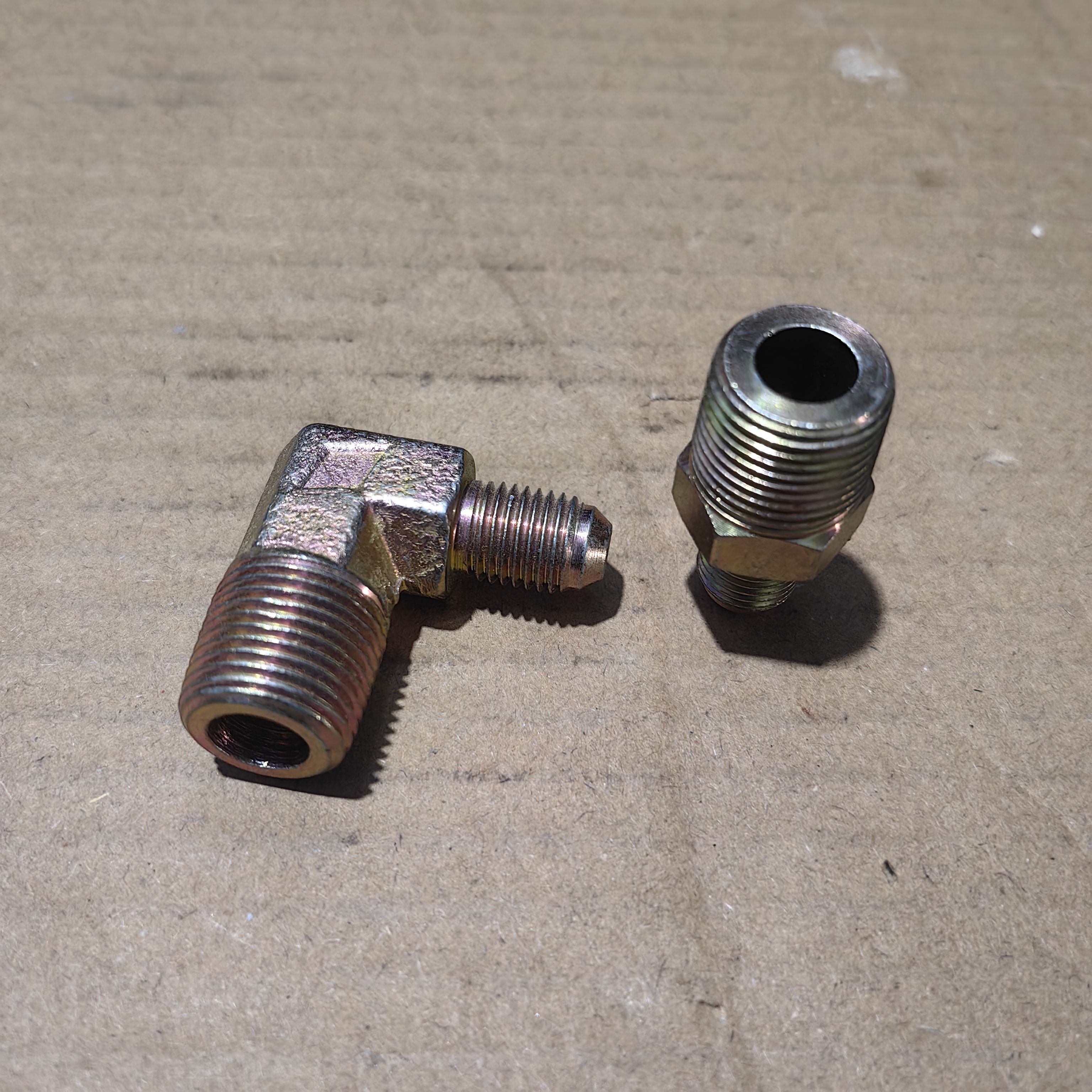 外丝转美标牙型扩口高压