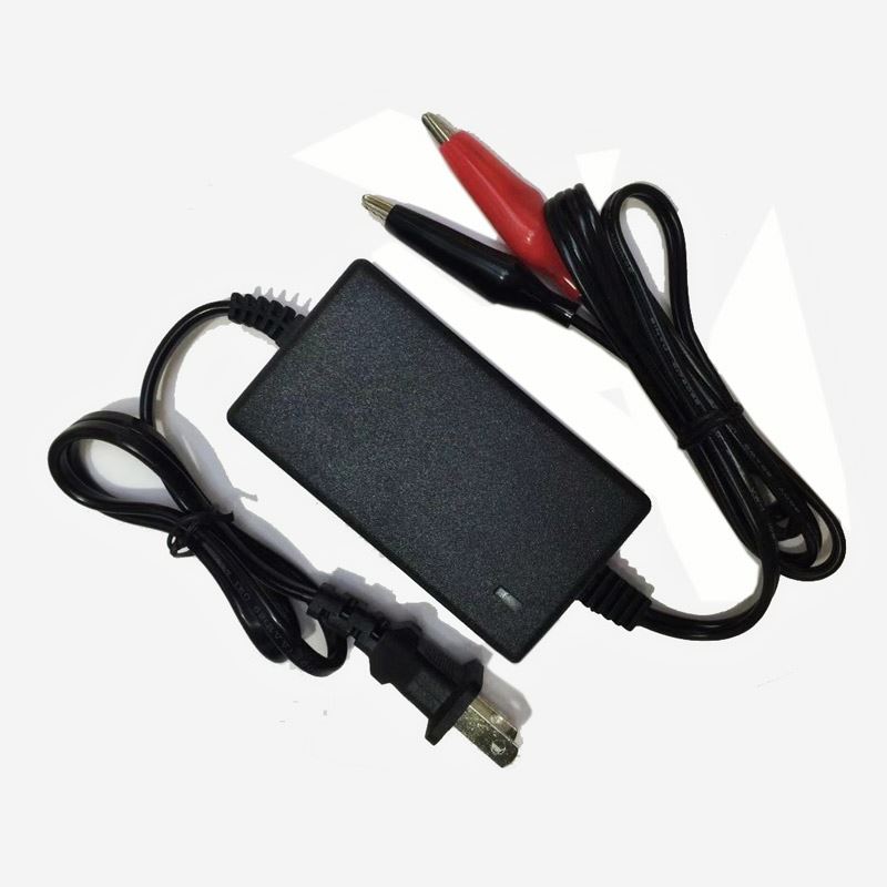 12V7AH通用充电器