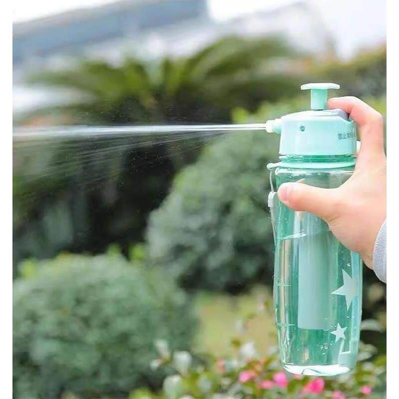 多功能爬山水杯喷雾杯子喷水杯户外运动水壶儿童便携学生喷射水瓶