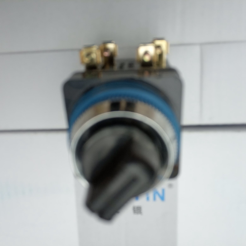 按钮开关旋位选择二三档