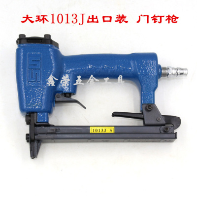 气动钉枪码型门木工装修