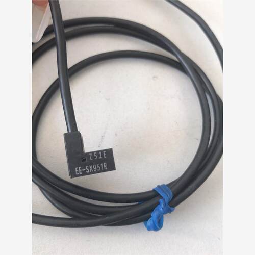 EE-SX951R槽型欧姆龙光