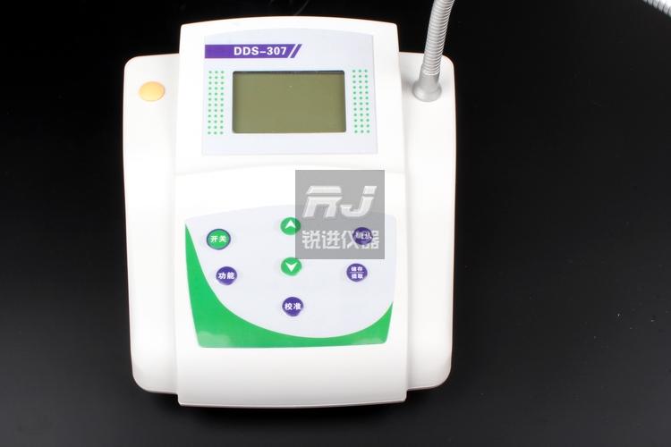 齐威微机型台式电导率仪