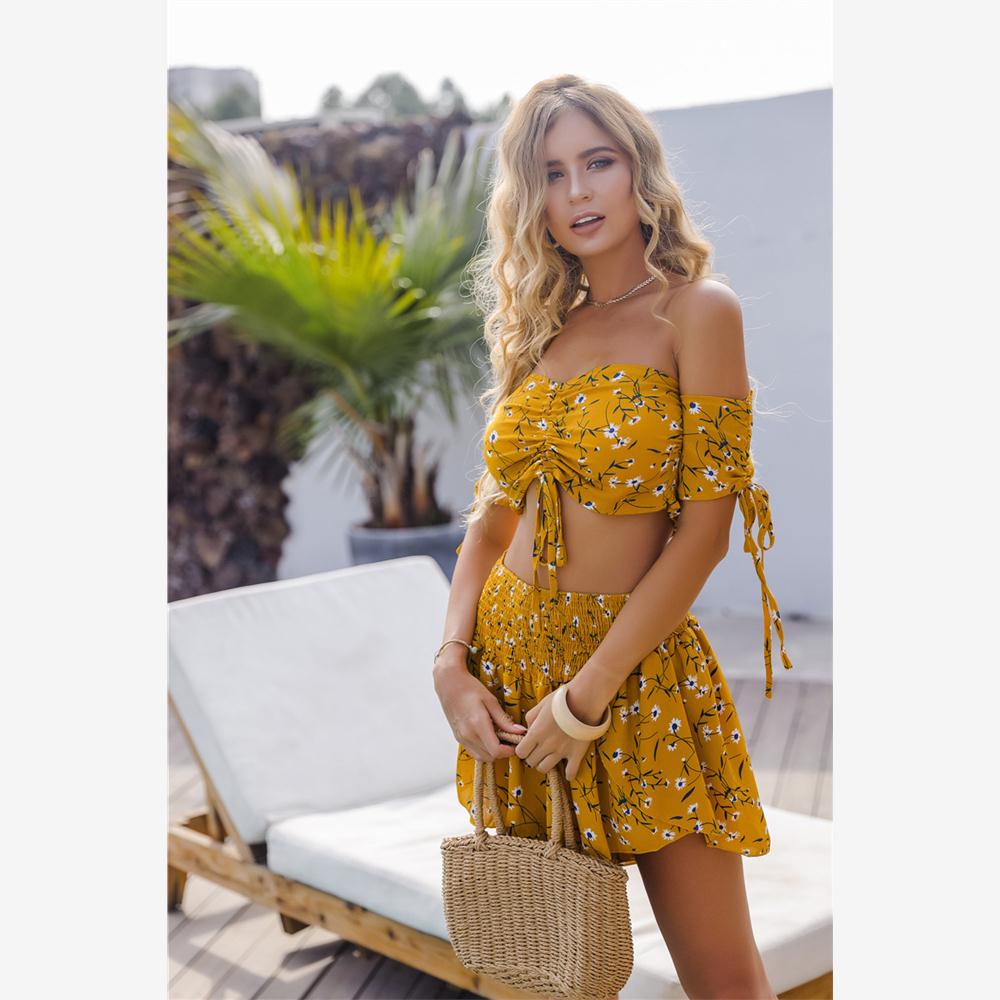 2021 women's fashion style off-shoulder top shorts suit sexy