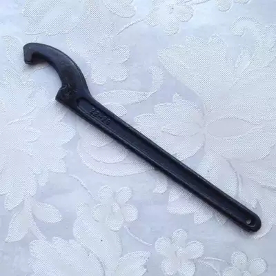 月牙扳手钩形园螺母侧面