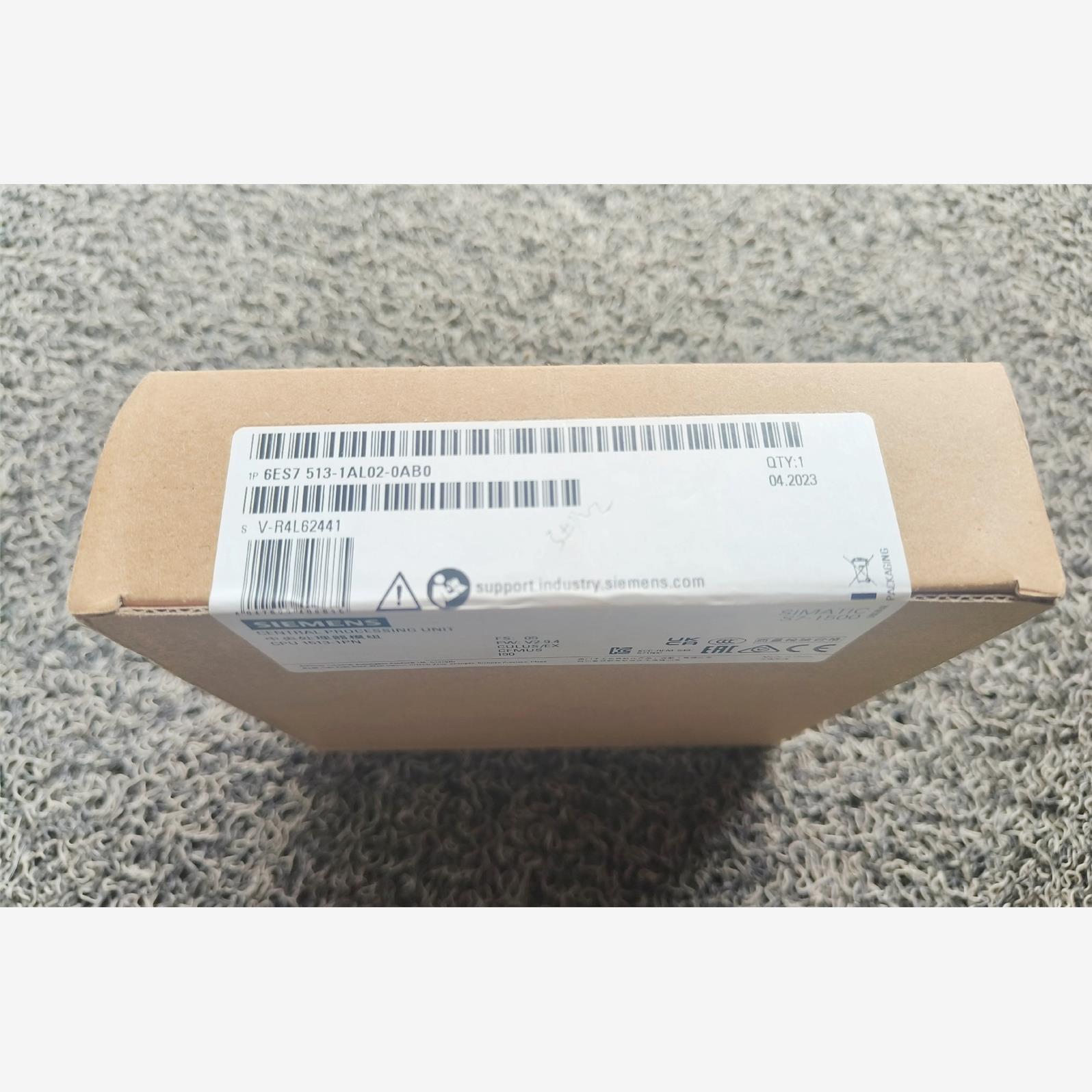 西门子 513-1AL02-0AB0 数量1个，现货，全新原