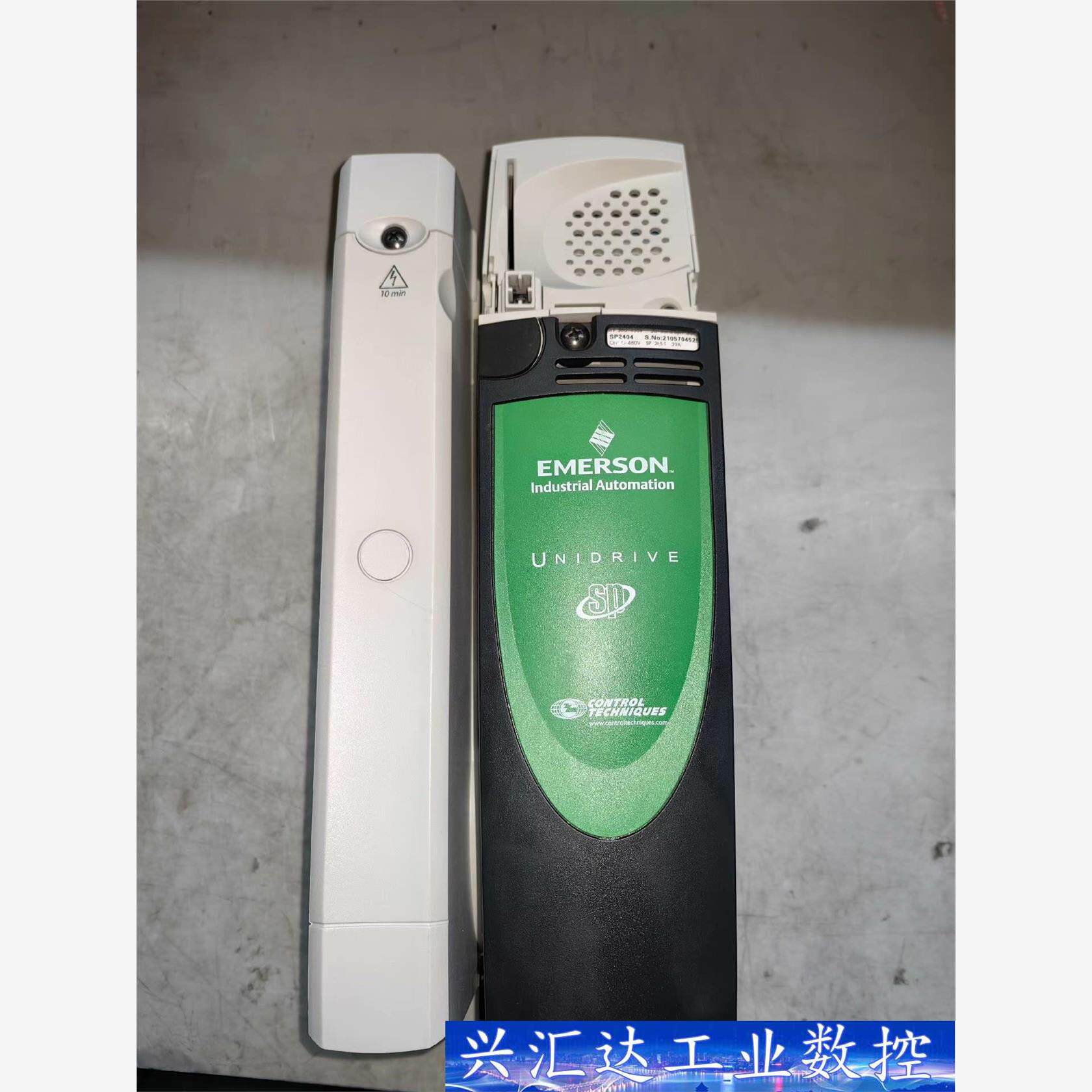艾默生SP2404驱动器准新机，上机时间短，成色完美无瑕 议价商品