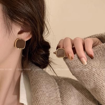 新款爆高级感时尚纯银耳