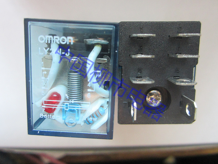 小型电磁中间继器纯银点