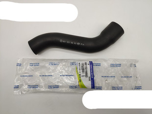 奔/驰MB100汇众伊思坦纳水箱上水管