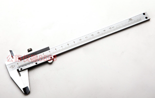 上海量具刃具厂 0-300mm 0-500mm 0-600mm 游标卡尺 分辨率0.02mm