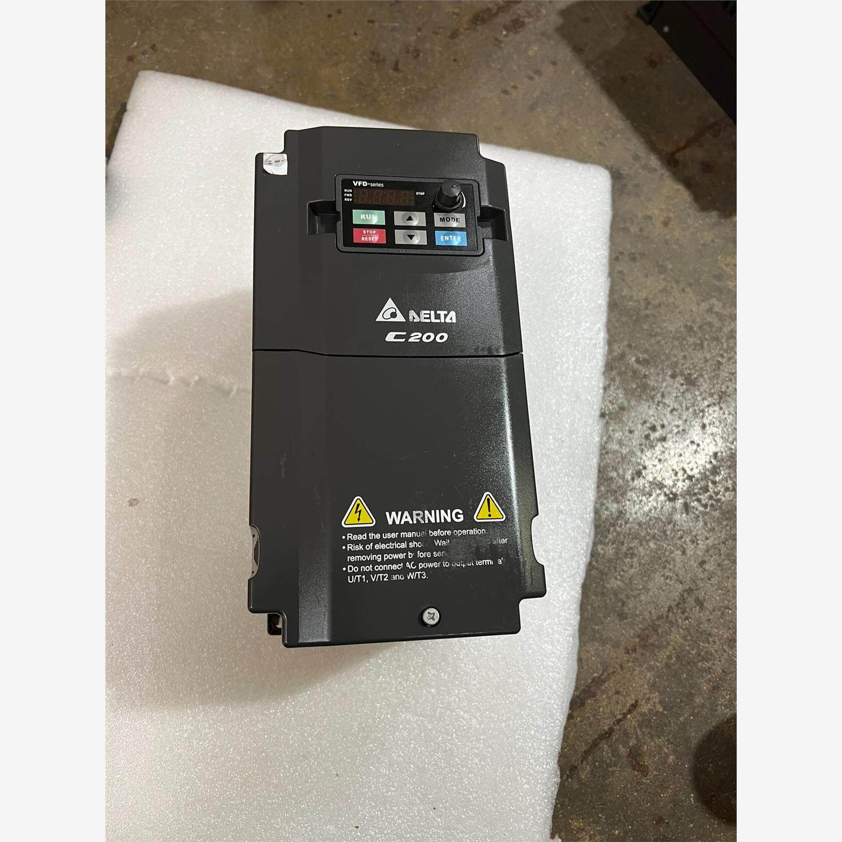 全新/二手台达c200变频器7.5kw,实物拍摄,,功能完好,议价商品