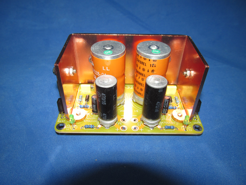 音响用双电压输出稳源板
