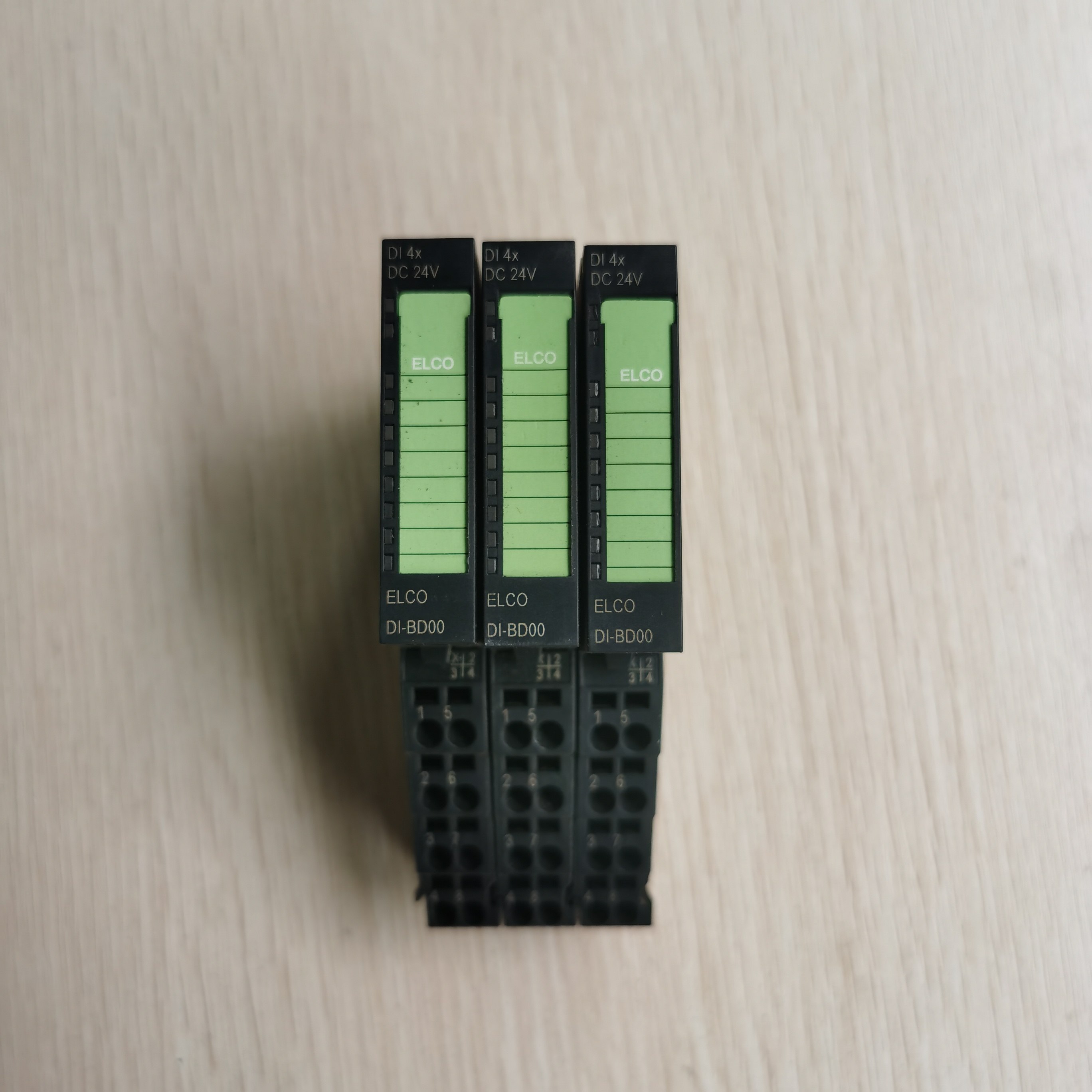 议价促 装 ELCO 宜科 FS2-DI-BD00 照片