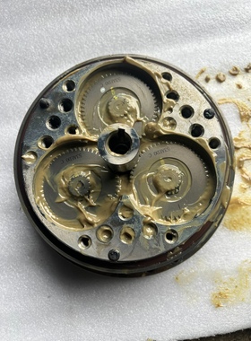 HW0387753-B安川GP25机器人S轴减速机、原装拆机【议价】