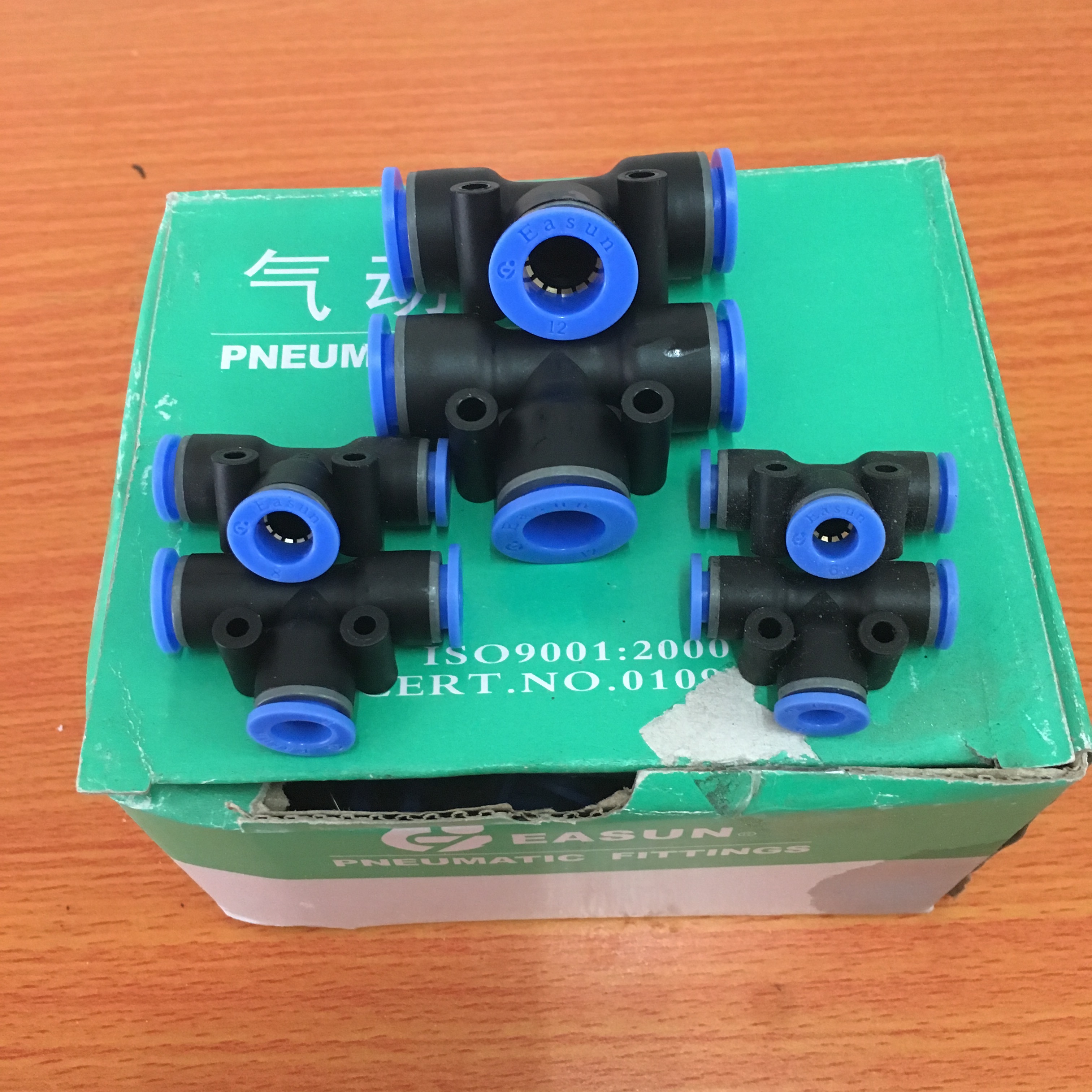 EPE6 EPE8 EPE10/12/16 EASUN  亿日 T型正三通接头