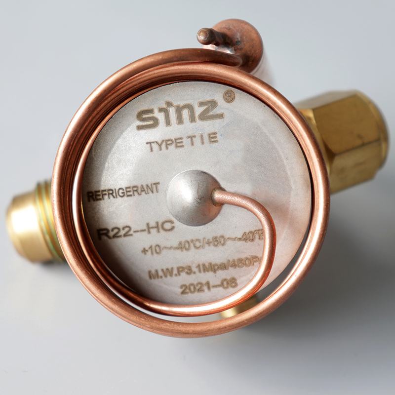 鑫仕膨胀阀外平衡冷水机