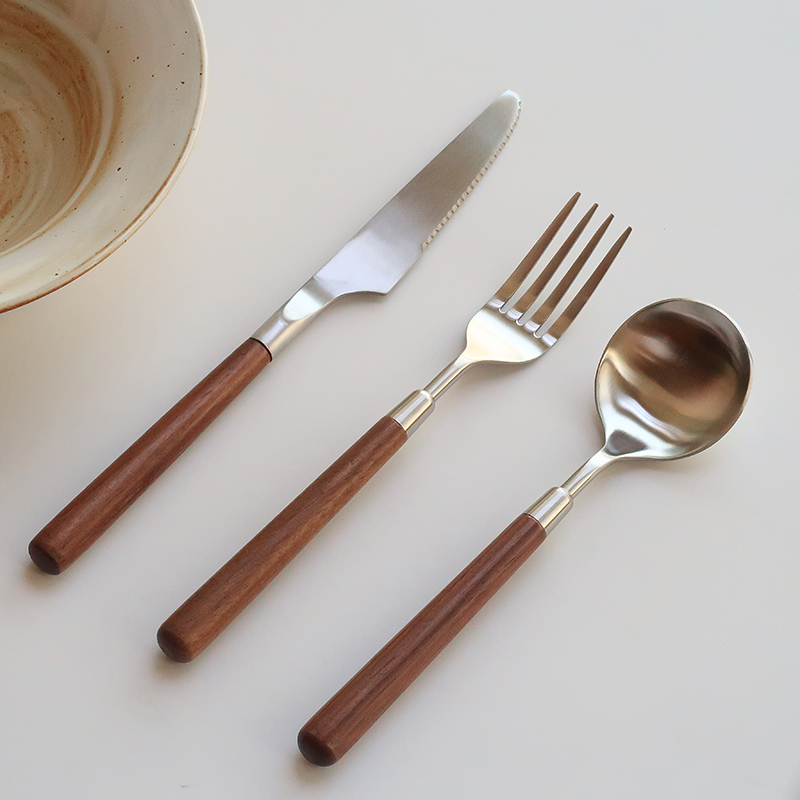 出口不锈钢胡桃木柄餐具