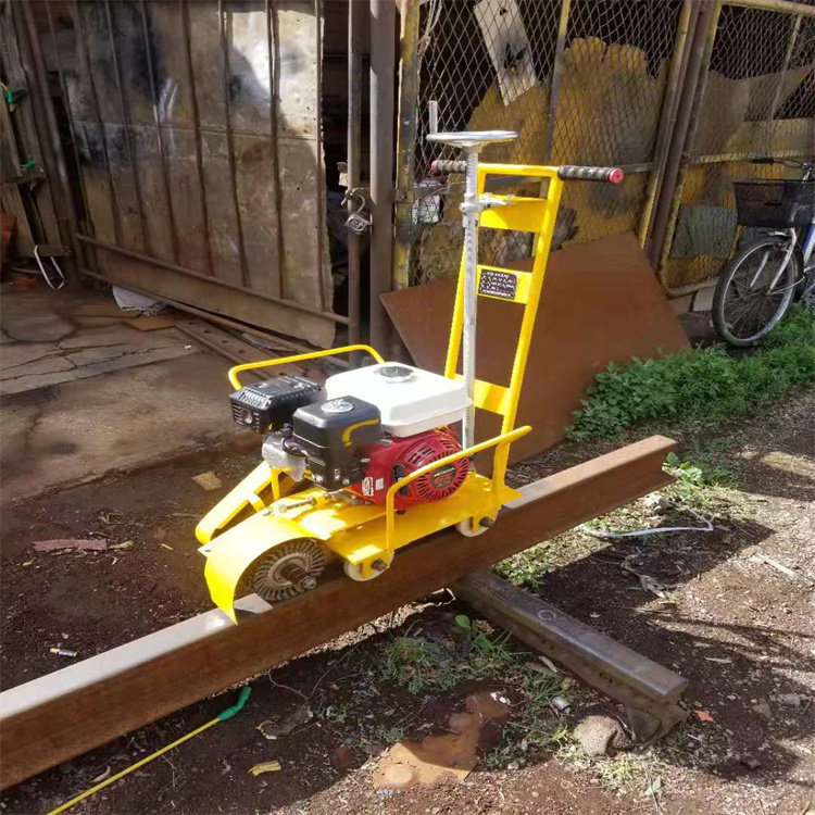 手推式内燃钢轨除锈机 CS1型铁轨磨平机 轨道汽油抛光机 处理轨缝