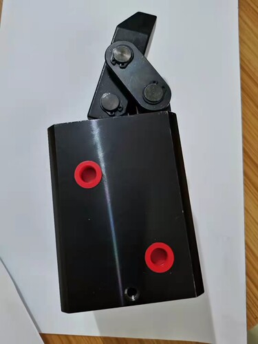 液压转角下油缸机床工装